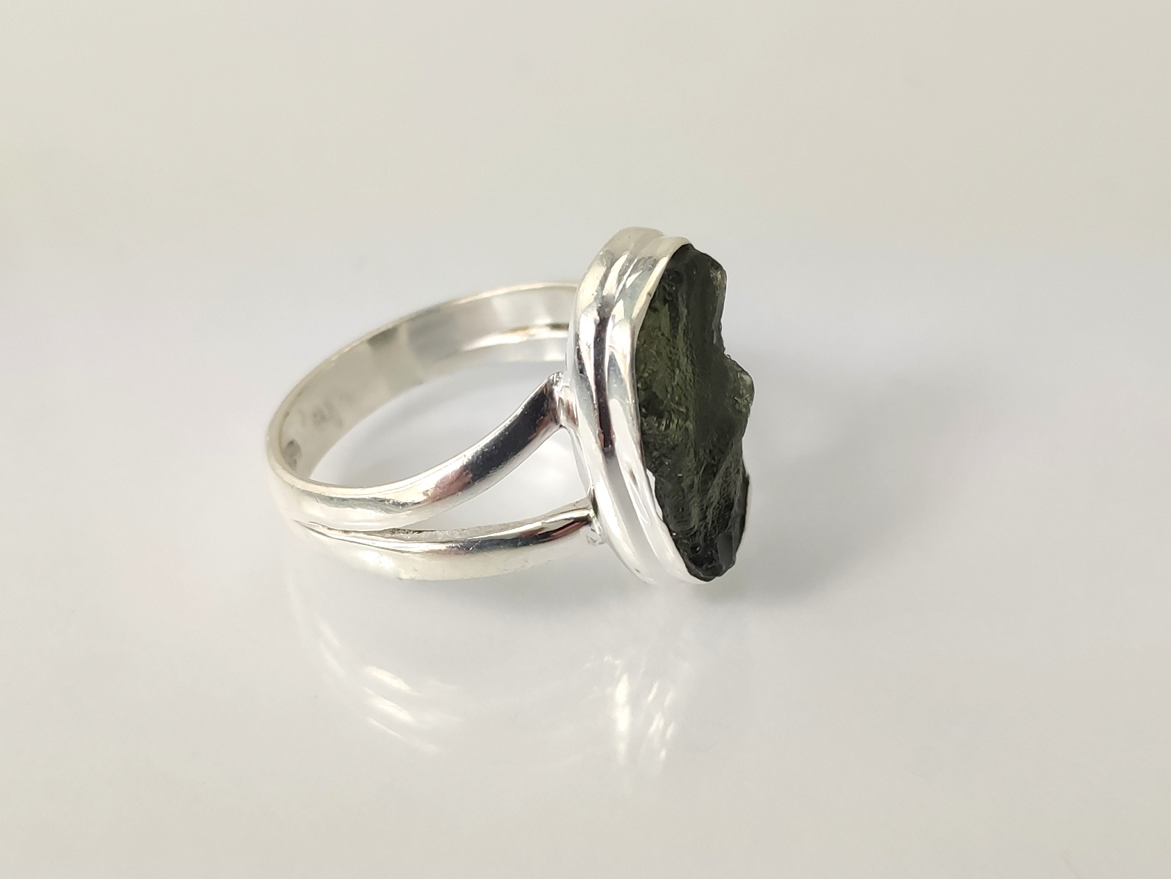 Ring Moldavite Silber