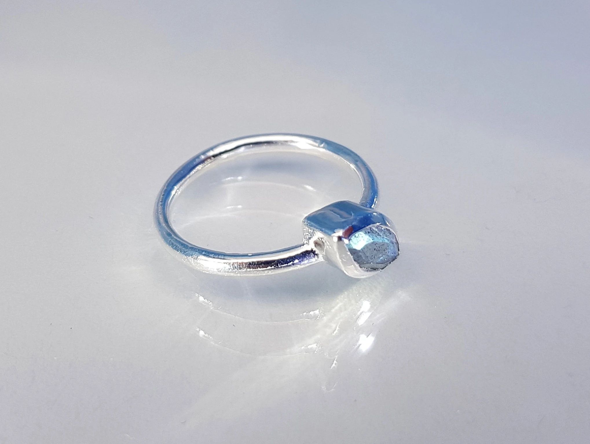 Ring Labradorit facettiert Sterlingsilber