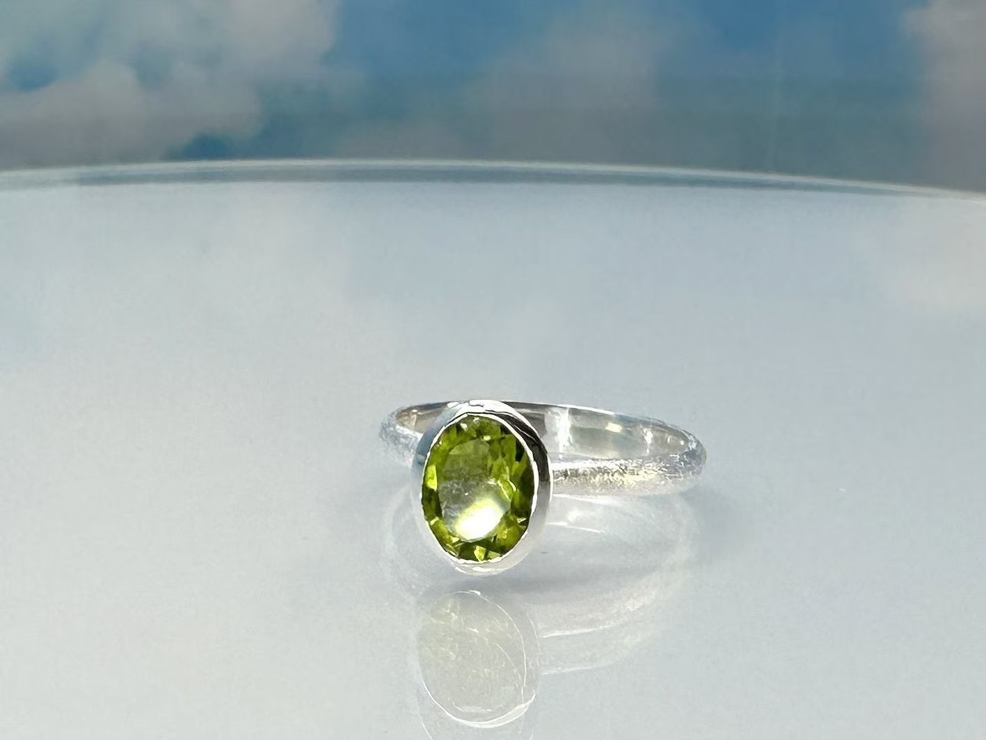 Ring echter Peridot facettiert 925 Silber